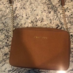 Jet Set Large Saffiano Leather Crossbody Bag